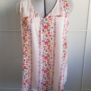 Floral Sleeveless Button Front Blouse